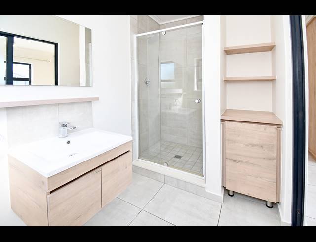 3 BEDROOM APARTMENT FOR SALE IN NOORDHANG
